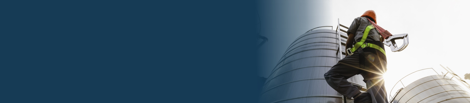 boost-workplace-safety-using-ai-iot-in-rmx-web-banner.jpg